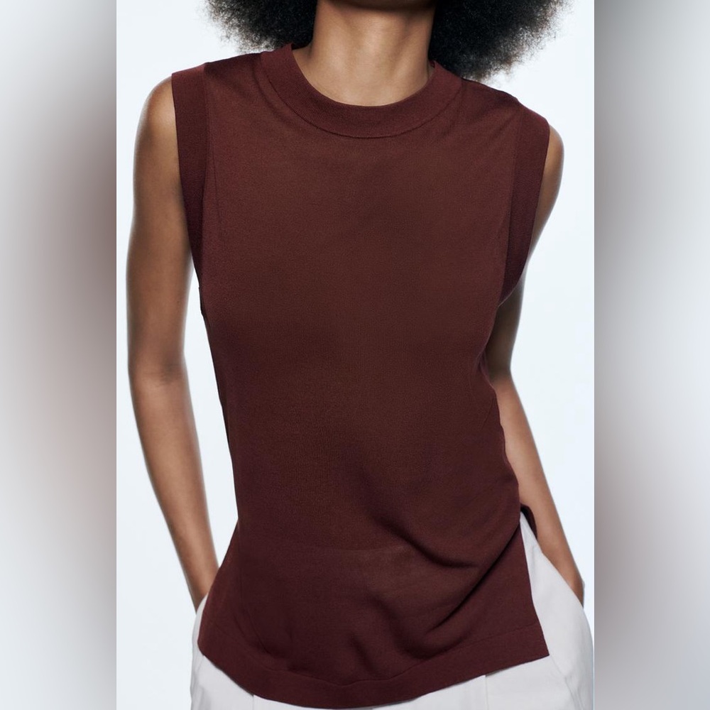 Zara burgundy sleeveless knit top